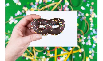 Divertimento in cucina: tagliapasta biscotti per mascherine di Carnevale originali