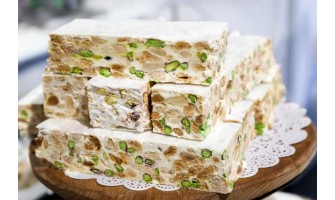 Dal qubbaita al torrone siciliano: evoluzione multietnica di un golosissimo dolce natalizio