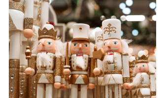 Ricrea la magia dei soldatini di Natale: storia, addobbi e accessori per pasticceria