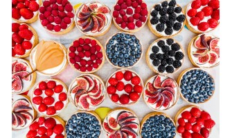 Dolcetti estivi tra leggerezza e creatività della pasticceria artigianale