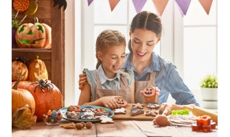 Realizzazione dei biscotti di Halloween consigli per tecnica e materiali