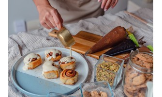 Organizzare un laboratorio di pasticceria in casa: strumenti e consigli